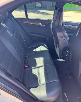 Mercedes-Benz Klasa C cena 183000 przebieg: 169000, rok produkcji 2010 z Lubin małe 232
